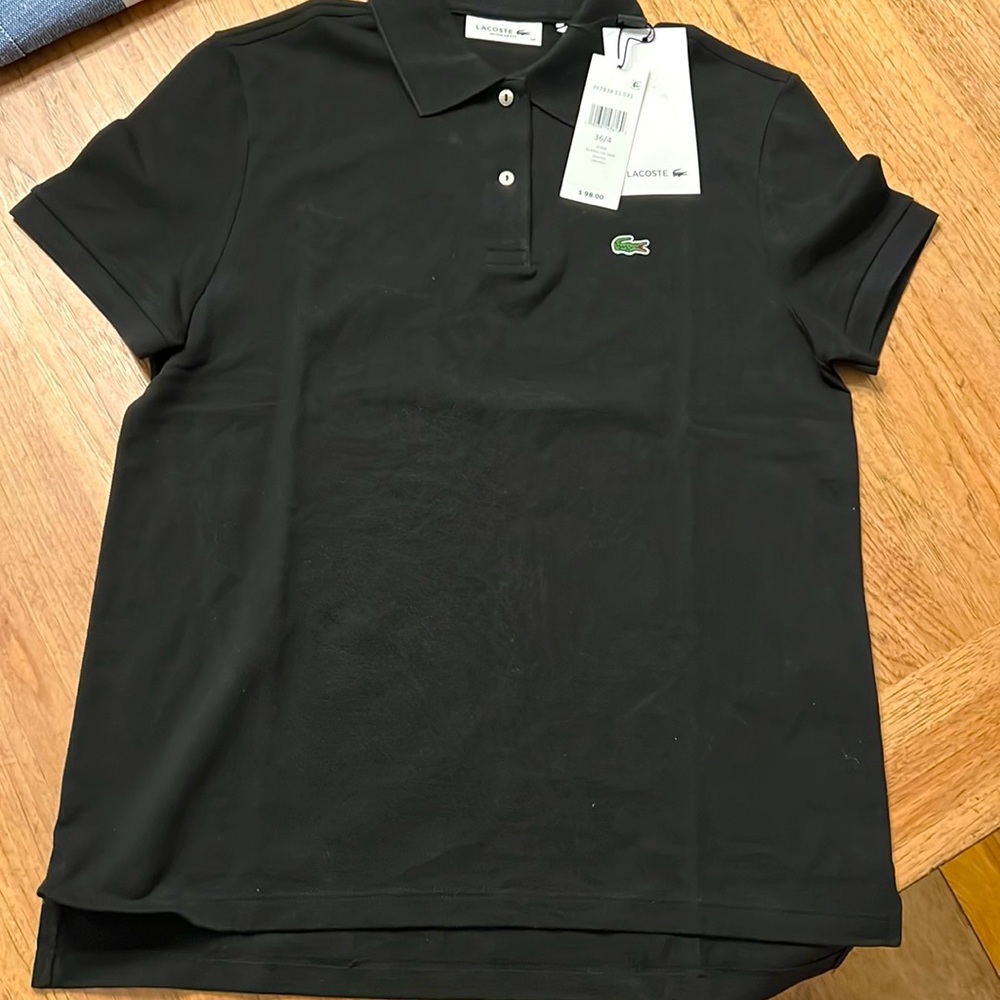 Lacoste
Ladies Short Sleeve Two-Button Classic Fit Pique Polo New with tag